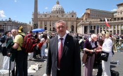 Udział Posła Wiesława Janczyka w uroczystości beatyfikacji Jana Pawła II na placu Św. Piotra w Rzymie1.05.2011
