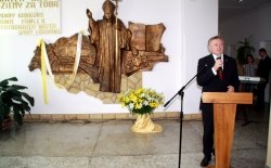 Podsumowanie II Gminnego Konkursu Literacko - Plastycznego o Janie Pawle II pt.: 