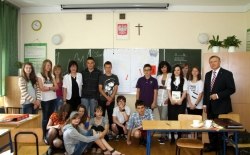 Spotkanie z młodzieżą z Zespołu Szkól Samorządowych nr 3 w Limanowej 18.06.2011