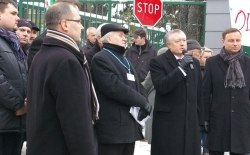 Pikieta  w sprawie likwidacji oddziału Straży Granicznej w Nowym Sączu 28.01.2013