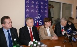 Posiedzenie Sztabu Wyborczego Okręgu PiS Nr 14 Kandydata na Prezydenta RP Andrzeja Dudy, 27.04.2015r.