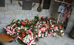 Obchody VI rocznicy Katastrofy Smoleńskiej oraz 76 rocznicy Zbrodni Katyńskiej, Limanowa 10.04.2016 r.