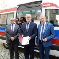 Oficjalne przekazanie karetki pogotowia dla szpitala w Limanowej, 12.09.2016r.