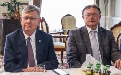 Spotkanie u Marszałka Woj. Małopolskiego Witolda Kozłowskiego z przedstawicielami MON